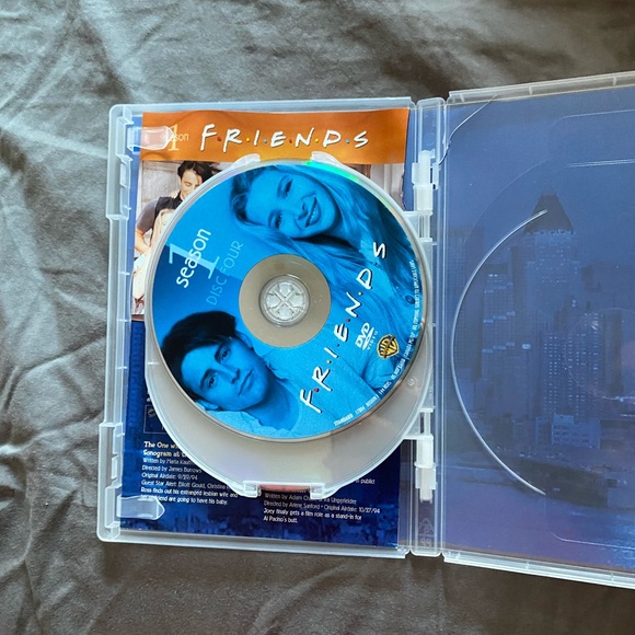 Friends season 1 - Picture 5 of 5